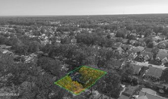 20 Woodland Rd, Bayville, NJ 08721