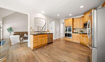 8805 Saddle Trl, Ball Ground, GA 30107