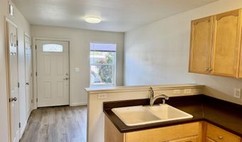 954 Courtyard Cir, Arcata, CA 95521