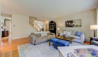2505 Cassandra Marie Dr, Ballwin, MO 63021