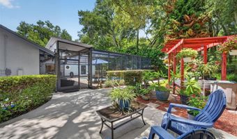 1043 LAKESIDE Dr, Apopka, FL 32712