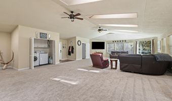 1293 Starveout Creek Rd, Azalea, OR 97410