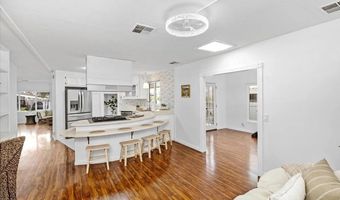 7326 San Bartolo St 220, Carlsbad, CA 92011