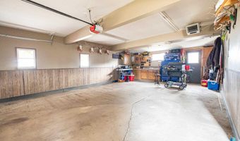 620 NW 3rd St, Madison, SD 57042