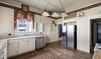 308 W Main St, Atkins, AR 72823