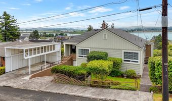 15 AUBURN Ave, Astoria, OR 97103