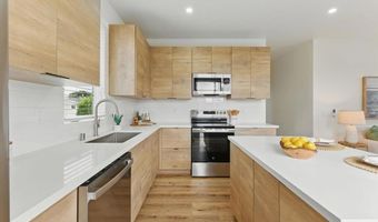 2501 Davis Ave, Carlsbad, CA 92008