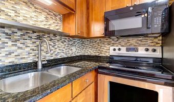 20 Zambarano Ave 202, North Providence, RI 02911