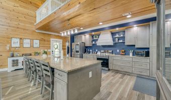 1600 Mary Lamons Rd, Afton, TN 37616