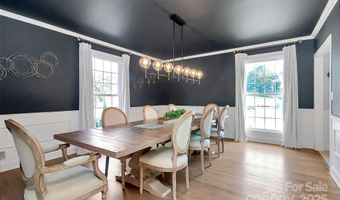 906 Colonial Dr, Albemarle, NC 28001