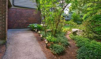 559 Great Elm Way 559, Acton, MA 01718