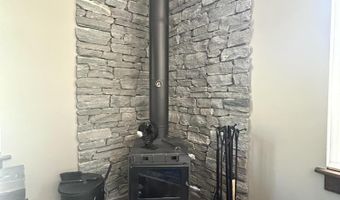 208 New Rd, Arundel, ME 04046