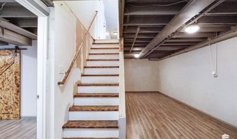 2321 Center Detroit St, Abilene, KS 67410
