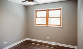 4344 W Linecrest Dr, Alsip, IL 60803