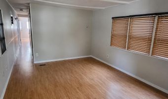 105 CEDAR Ln, Barnegat, NJ 08005