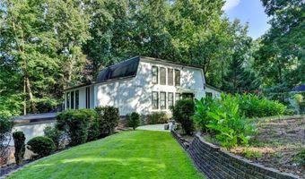 117 Ridge Rd, Berkeley Lake, GA 30096