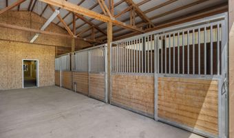 24605 Dodds Rd, Bend, OR 97701