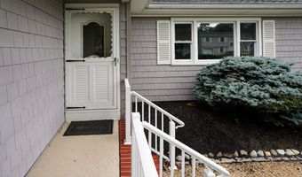 644 Berkeley Ave, Beachwood, NJ 08722