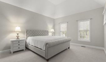 1 Hollyhock Knoll Ct 1, Bourne, MA 02532