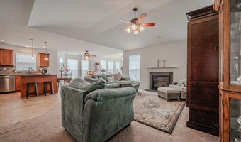 92 RIVER CLIFF Cir, Felton, DE 19943