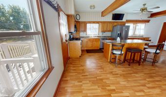 134 E Main St, Agency, IA 52530