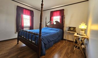 381 Birch St, Bangor, ME 04401