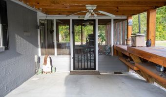 1758 Easons Bluff Rd, Baxley, GA 31513