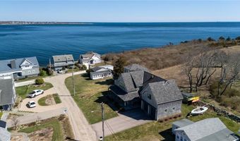 7 Clarkes Village Rd, Jamestown, RI 02835