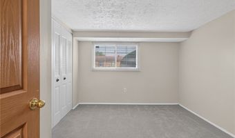 8101 Revere Pl, Aliquippa, PA 15001