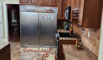 7720 E Worth Ave, Benton, AR 72019