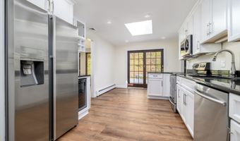 200 Chipman Dr, Cheshire, CT 06410