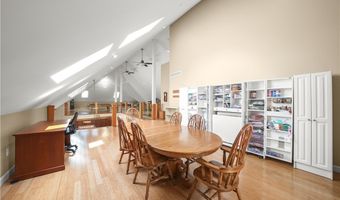2969 Huntington Way, Aurora, OH 44202