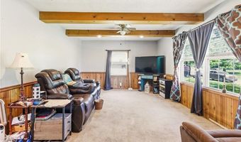 4 Skyline Dr, Adrian, MO 64720