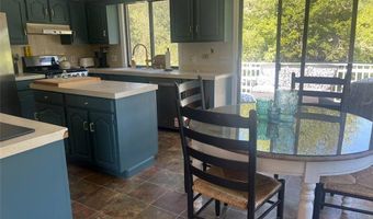 16 Pleasant View Dr, Little Compton, RI 02837