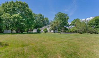 836 Old Post Rd, Arundel, ME 04046