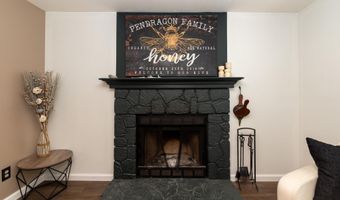 815 Berrywood Ln Ln, Absecon, NJ 08205