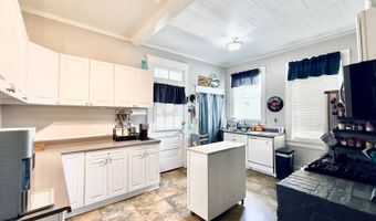 1352 Jackson St, Barnwell, SC 29812
