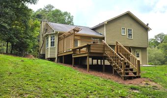 570 Remington Ln, Acworth, GA 30101