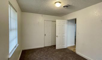 711 Denver St, Alvord, TX 76225