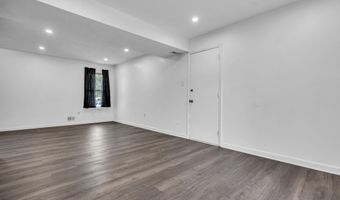 41 Deck St, Barnegat, NJ 08005