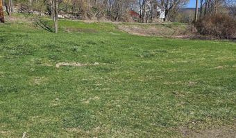 30 River Rd, Arlington, VT 05250