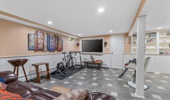 50 Towne St, Amityville, NY 11701