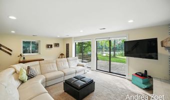 8300 Arapaho Trl SE, Alto, MI 49302