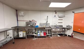 1613 W Broadway, Andrews, TX 79714