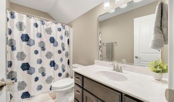5610 Bear Creek Pass, Auburn, IN 46706