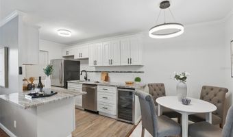 320 LAKEVIEW St 214, Orlando, FL 32804