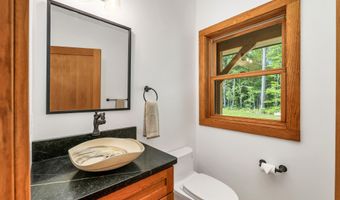 31 Cave Mountain Rd, Bartlett, NH 03812