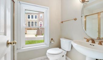 9700 WHITLEY PARK Pl #TH-19, Bethesda, MD 20814