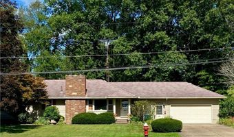 135 Ridgeland Dr, Amherst, OH 44001