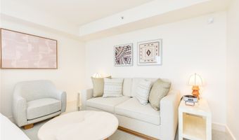 223 Saratoga Rd 1805, Honolulu, HI 96815